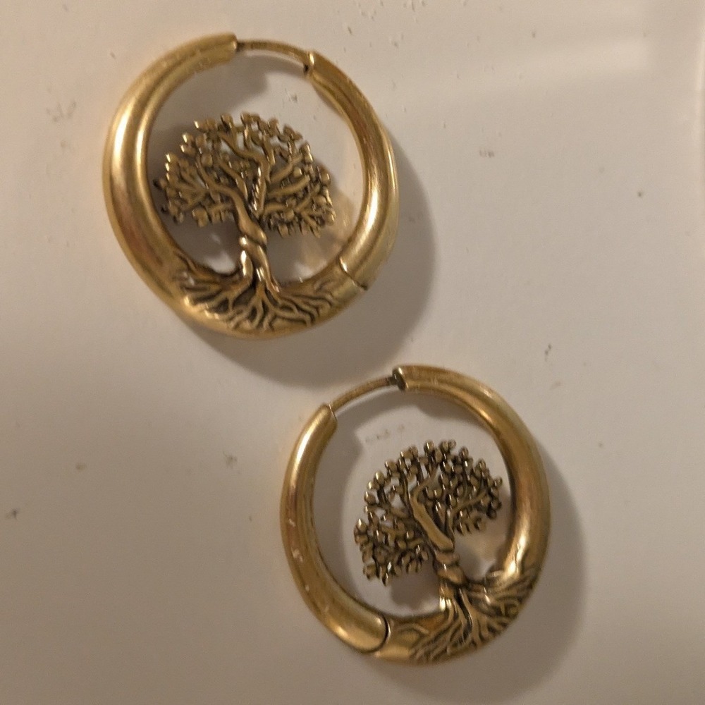 Punkyouth Tree of Life 18k Gold plated Click closure hoop Earrings
